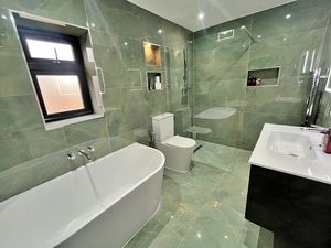 Photo 12- click for photo gallery